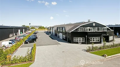 Stort pakkelager til webshop - Gratis parkering Stort pakkelager til webshop - Gratis parkering