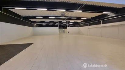 Lager med kontor Lager med kontor