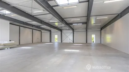 471 kvm. tørt. opvarmet og højloftet lager kombineret med 60 kvm. indbydende kontor 471 kvm. tørt. opvarmet og højloftet lager kombineret med 60 kvm. indbydende kontor