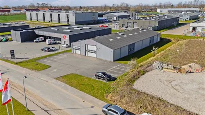 REGULÆRT LAGER REGULÆRT LAGER